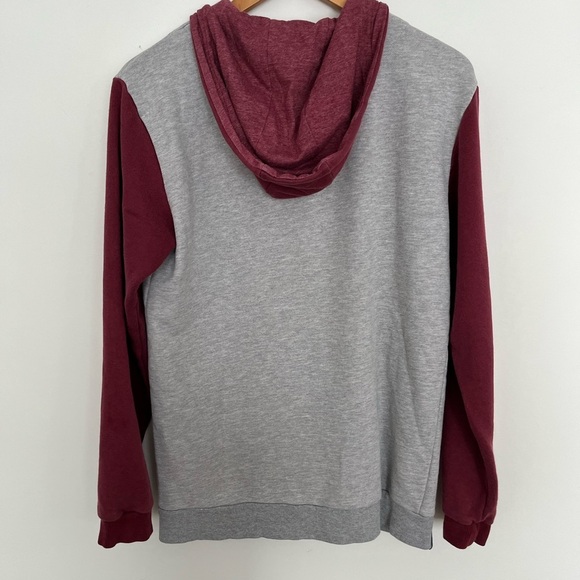 Plenty Humanwear Men's Gray and Red Sweater size small - Picture 4 of 5